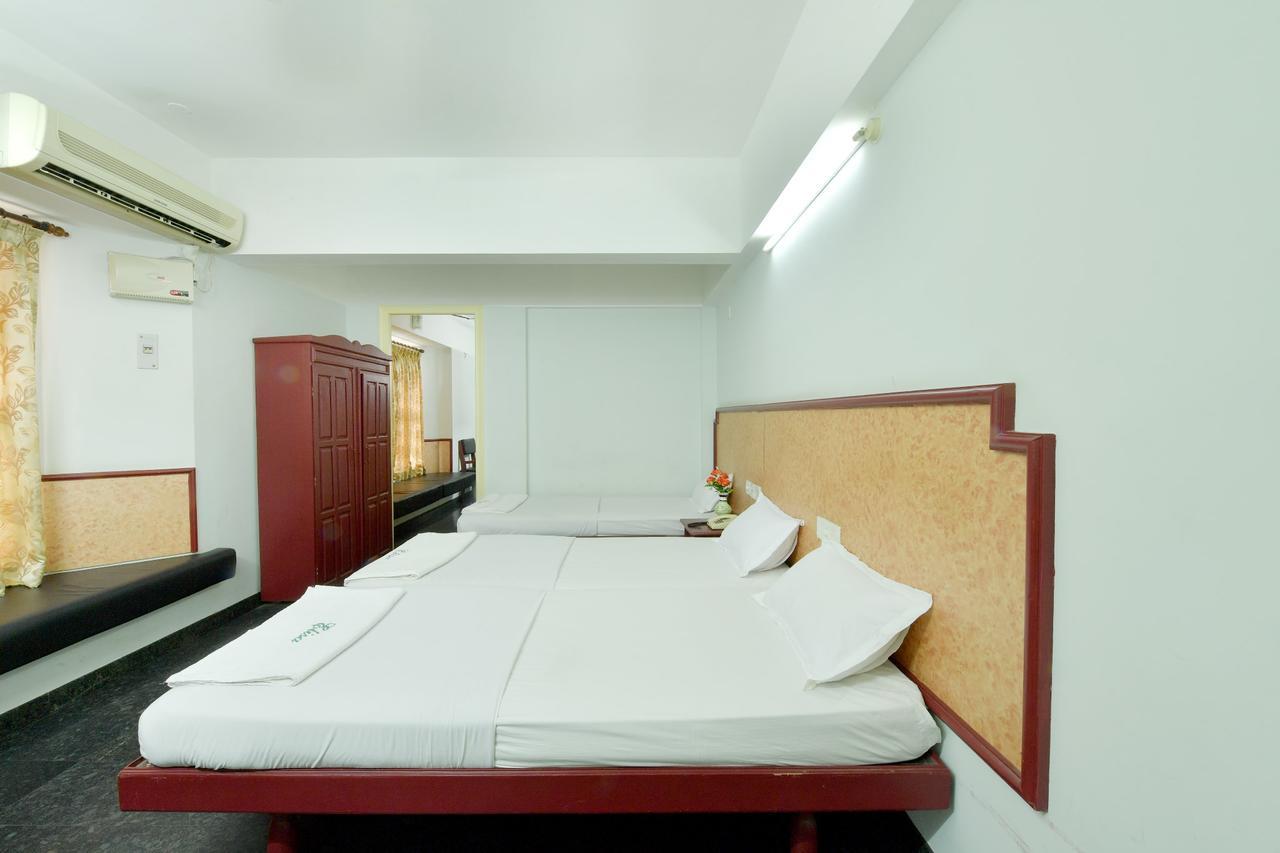 Hotel Elisa International Thiruvananthapuram Esterno foto